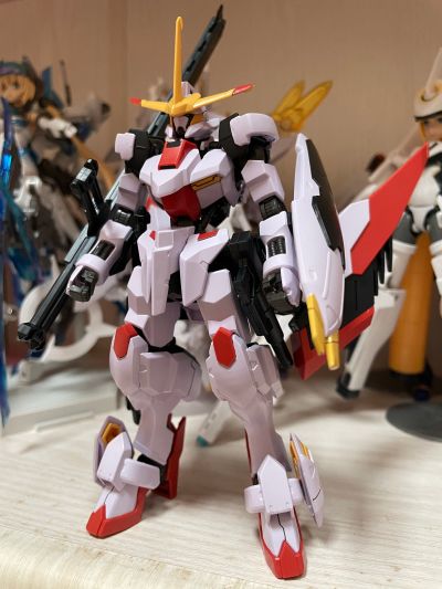 HG 机动战士高达 铁血的奥尔芬斯 乌尔德狩猎 端白星高达 第二形态