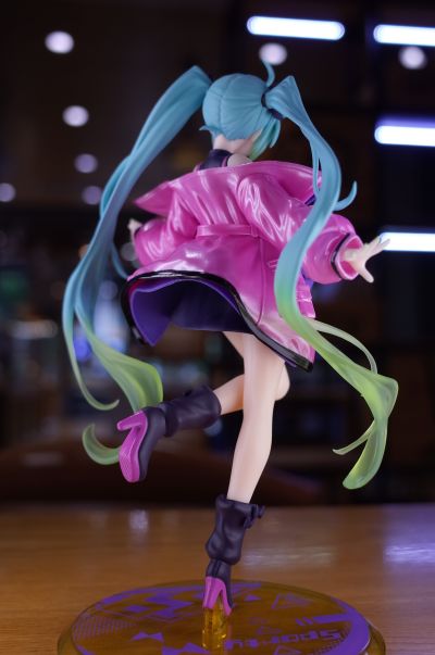 初音未来 时装人偶  休闲时装（TAITO线上抓娃娃独家款）