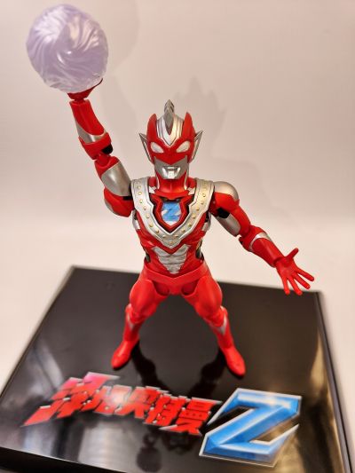 S.H.Figuarts 泽塔奥特曼 贝塔冲击+艾斯奥特曼（新生代版）组合