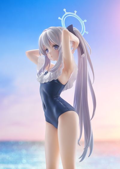 蔚蓝档案 月雪宫子（泳装）纪念大厅版