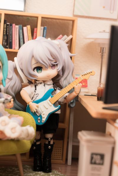 粘土娃 素体 archetype：女生 (Almond Milk )