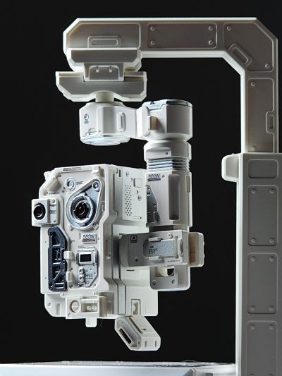 万能匣系列 流浪地球2 550C 与 550W