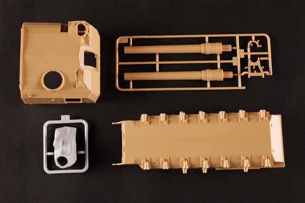 编号:63548 1/35 装甲车辆系列 M55 203毫米自行榴弹炮