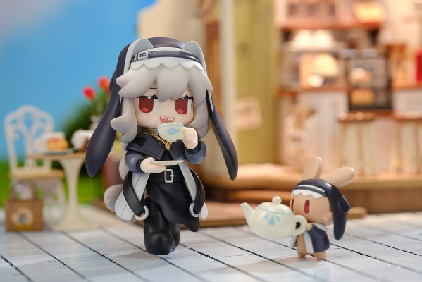 明日方舟 来份甜点Q版系列 幽灵鲨