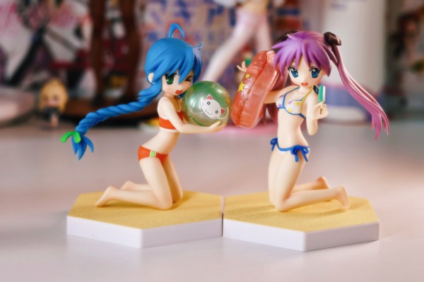 BEACH QUEENS 幸运星 泉此方