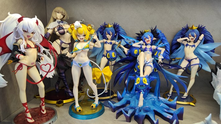 爆弹女孩 蕾文西亚・阿葵亚布尔 吸血鬼内衣