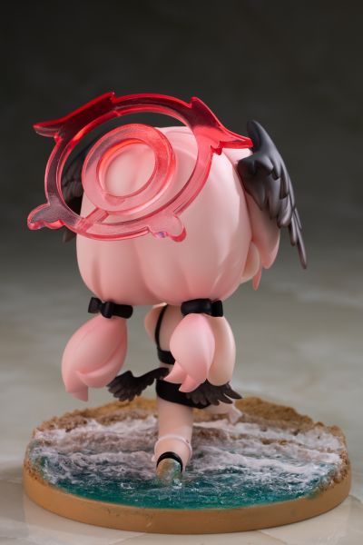 蔚蓝档案 泳装小春