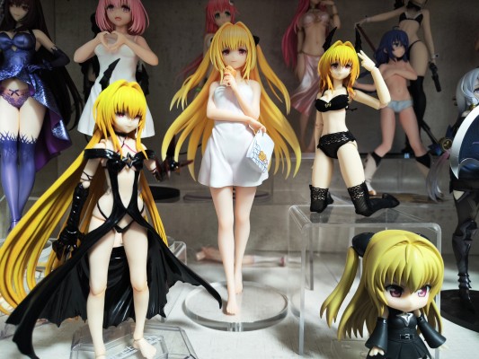 出包王女原画展 金色暗影