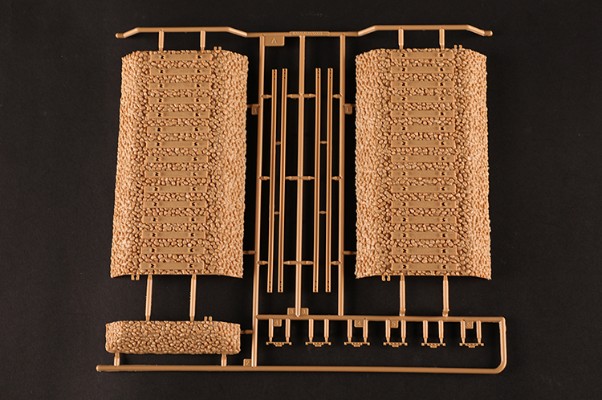 编号:01096 1/72 装甲车辆系列 德BP-42铁道装甲列车坦克运输载卡