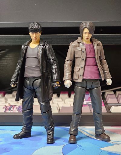 S.H.Figuarts 假面骑士BLACK SUN 假面骑士暗日（首次变身）