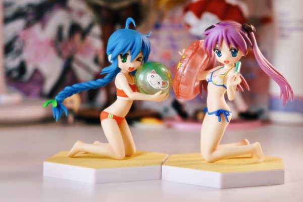 BEACH QUEENS 幸运星 泉此方