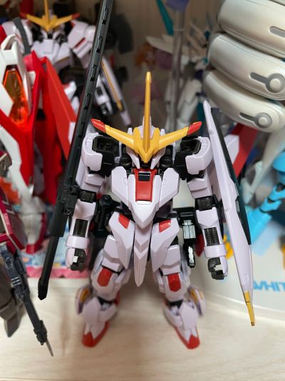 HG 机动战士高达 铁血的奥尔芬斯 乌尔德狩猎 端白星高达 第二形态