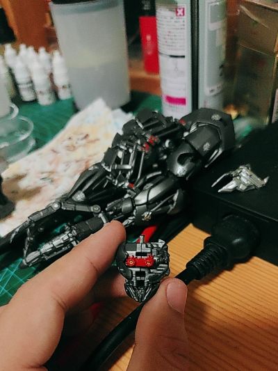 3Z0432 DLX 变形金刚：超能勇士崛起 擎天柱