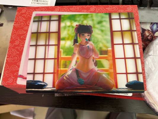 醉心于冰棒的古风少女 — 玲珑