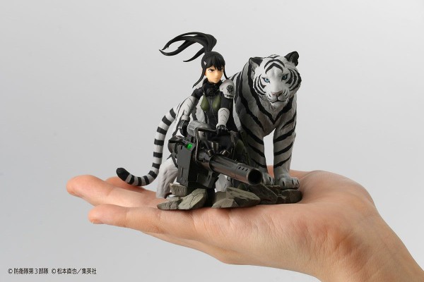 怪兽8号  亚白米娜