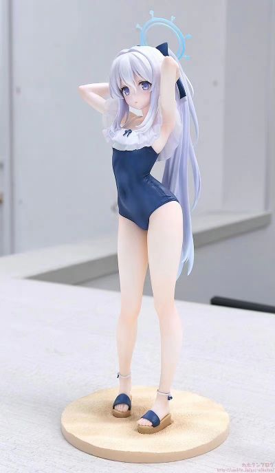 蔚蓝档案 月雪宫子（泳装）纪念大厅版