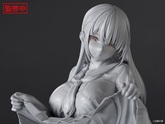 教室提裙的JK同学