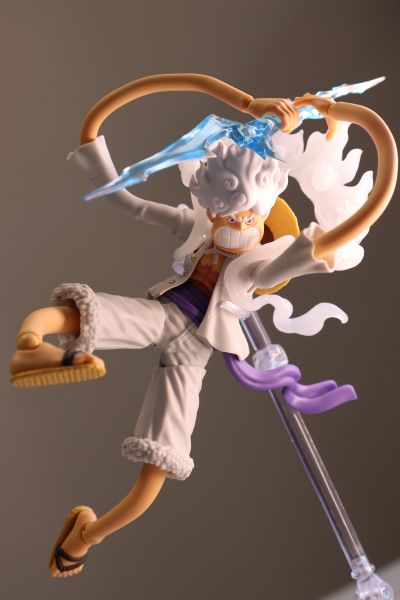 S.H.Figuarts  蒙奇·D·路飞 -5档-