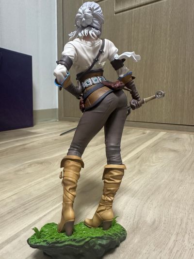 巫师美少女 希里