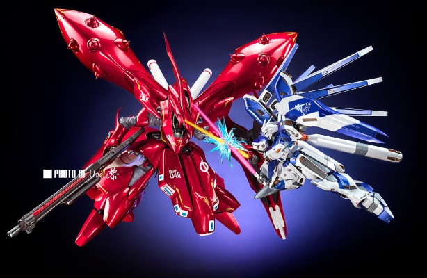 METAL ROBOT魂＜机动战士系列＞   Hi-ν高达~阿姆罗特色版~