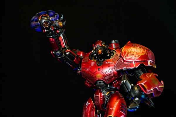 环太平洋 暴风赤红