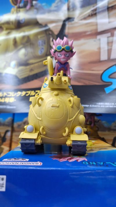 沙漠大冒险 大号WCF 沙漠世界国王军战车队104号车