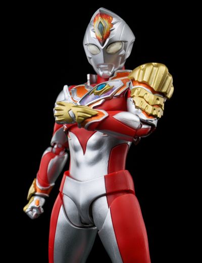 S.H.Figuarts  德凯奥特曼  强壮型