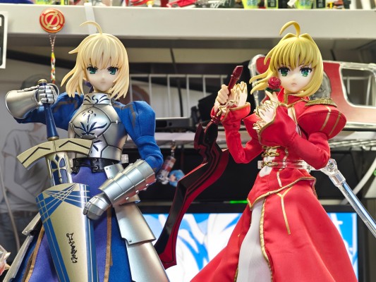 REAL ACTION HEROES No.713 RAH Fate/ EXTRA セイバーエクストラ