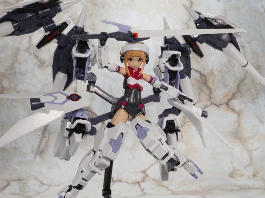 女神装置 机甲爱丽丝 高幡长闲