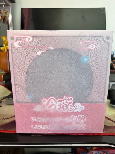 醉心于冰棒的古风少女 — 玲珑