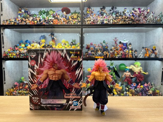 一番赏 超级龙珠英雄-第五任务 MASTERLISE 最终大奖 红色假面赛亚人（超级赛亚人桃红火力全开）最终大奖版