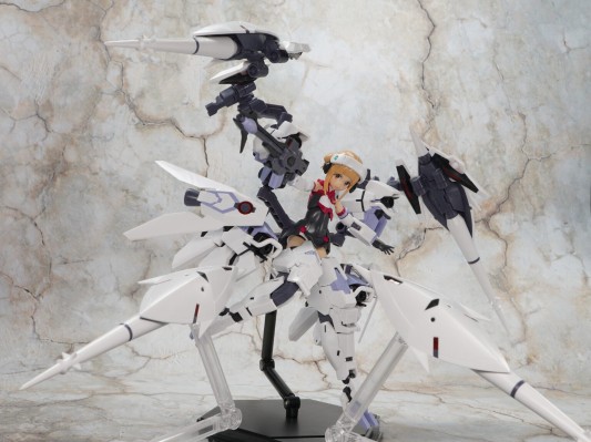 女神装置 机甲爱丽丝 高幡长闲