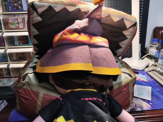 PtZ 葬送的芙莉莲 巨型宝箱怪抱枕