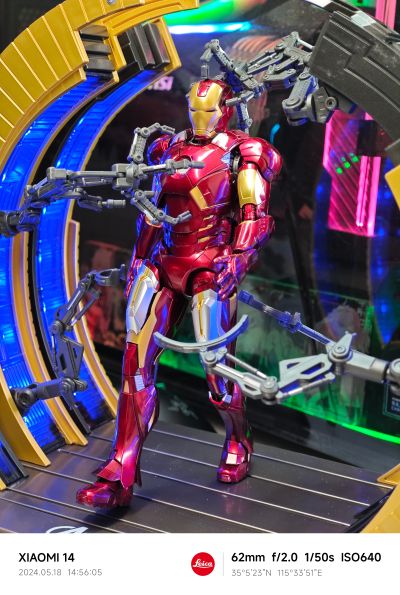 复仇者联盟 钢铁侠 6号装甲 与 环形拆甲台 套装