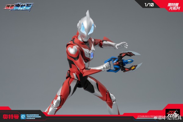 奥特曼光系列 捷德奥特曼（原始形态）