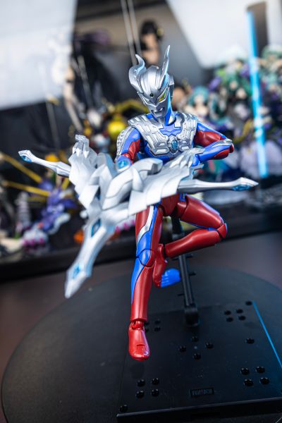 布鲁可超动积木人传奇版 终极赛罗