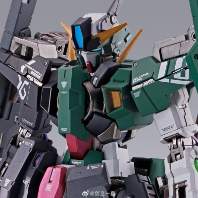 METAL BUILD   机动战士高达00系列 力天使高达修复型