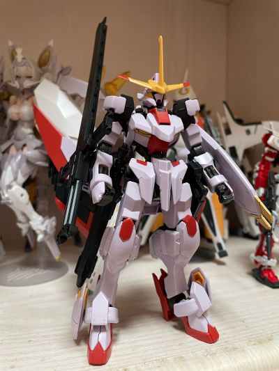 HG 机动战士高达 铁血的奥尔芬斯 乌尔德狩猎 端白星高达 第二形态