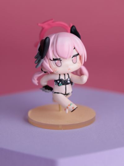 蔚蓝档案 泳装小春