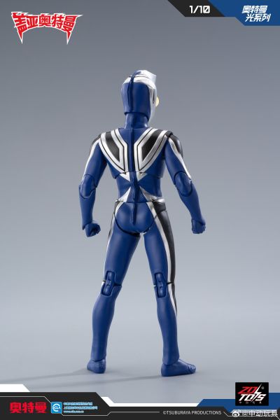 奥特曼光系列 阿古茹奥特曼