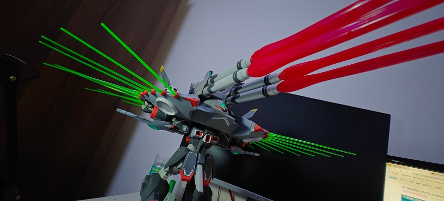 HG 1/144 毁灭高达