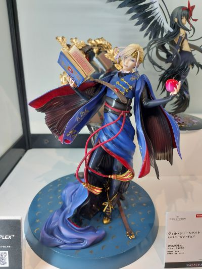 迪士尼 扭曲仙境 Vil Schoenheit