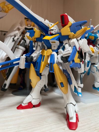 HGUC 机动战士V高达 V2高达突击爆击型