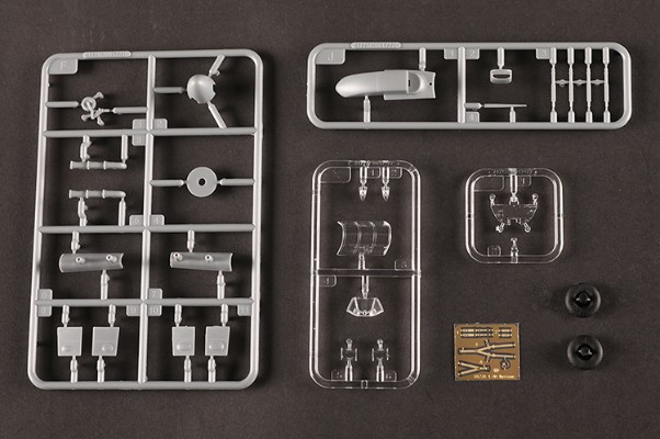 编号：81779 1/48 军用飞机系列 英国“飓风”Mk.ⅡC/TROP