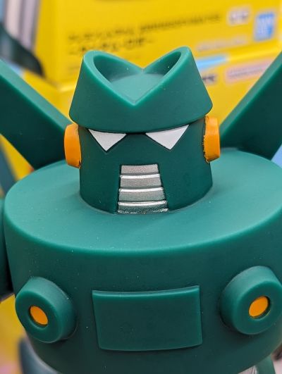 大号SOFVIMATES 蜡笔小新 钢弹勇士 钢达姆机器人