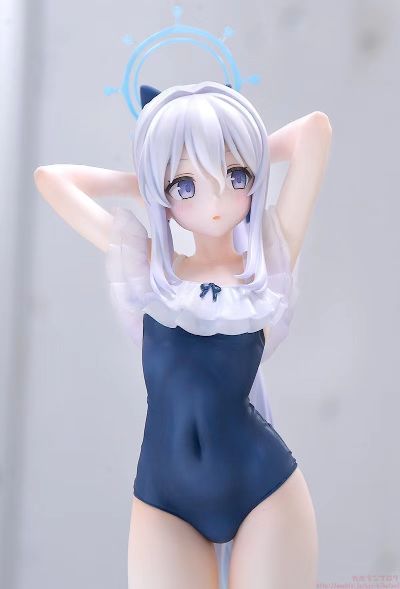 蔚蓝档案 月雪宫子（泳装）纪念大厅版