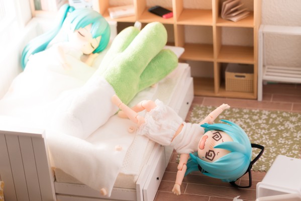 粘土娃 素体 archetype：女生 (Almond Milk )