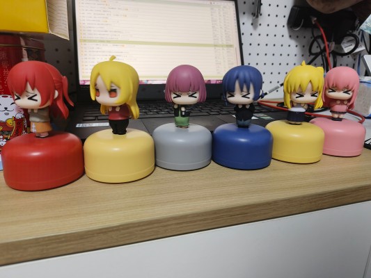 开摆系列 孤独摇滚！摇头摆件