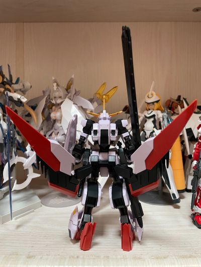 HG 机动战士高达 铁血的奥尔芬斯 乌尔德狩猎 端白星高达 第二形态