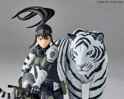 怪兽8号  亚白米娜